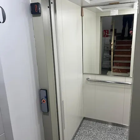 アパート Alameda Calle Mayor