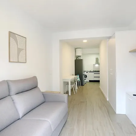 Alameda Calle Mayor ベニドルム